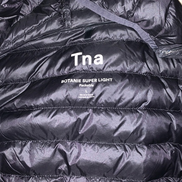 Aritzia light super coat - Picture 4 of 4